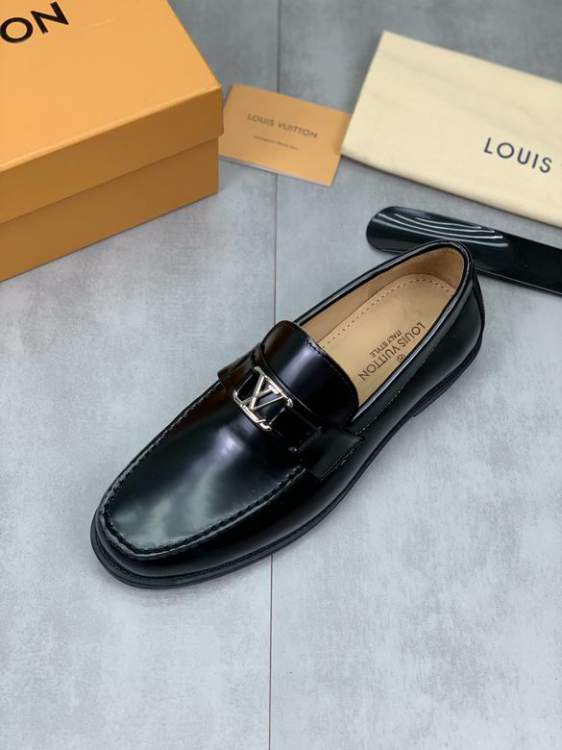 Picture of Louis Vuitton Shoes _SKULVsz38-441Cn060913876